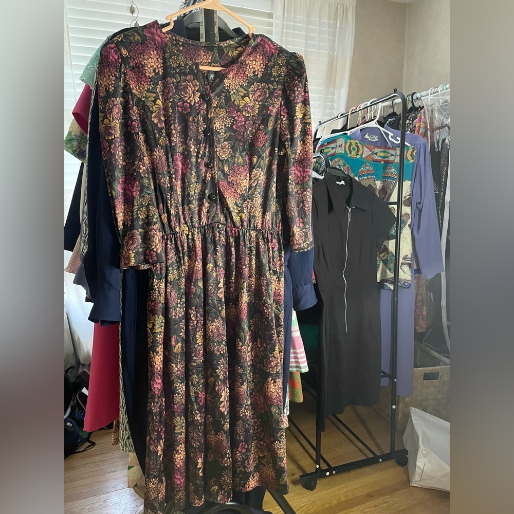 Floral Tabby Button-Up Dress